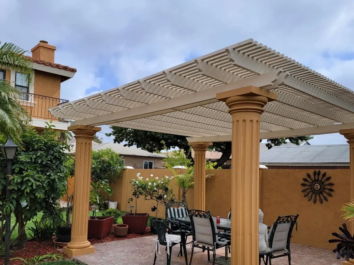 Outdoor structures painting service